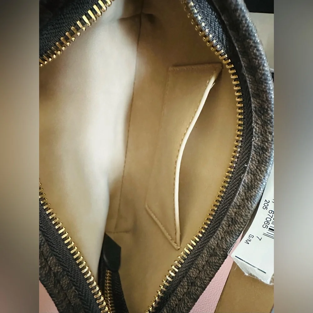 NWT! MICHAEL KORS Belt Bag (s/m) - Picture 5 of 6